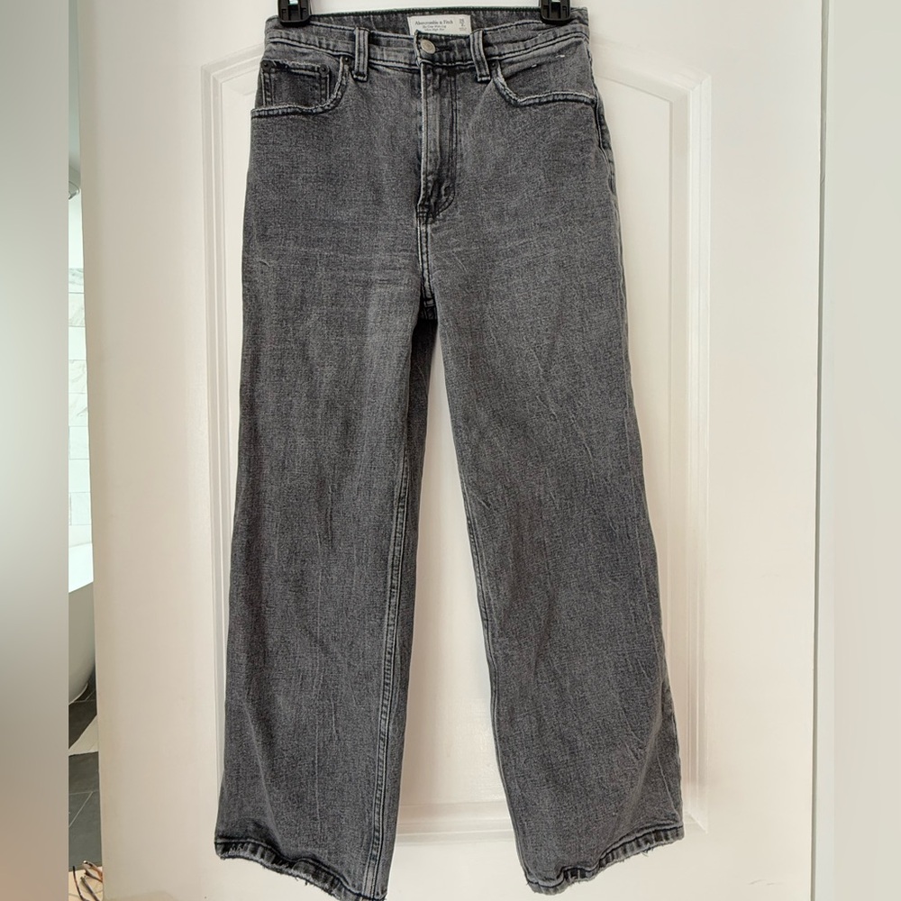 Abercrombie High Waisted Cropped Flare Jeans